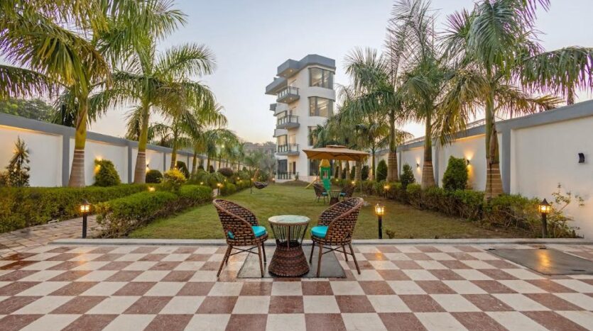 Resort for lease rishikesh uttrakhand 29 room