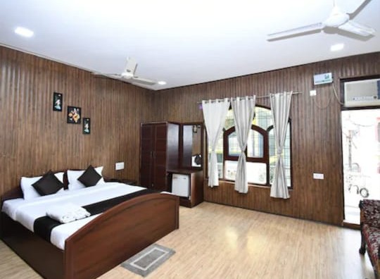 Hotel for sale tapovan Laxman jhula rishikesh