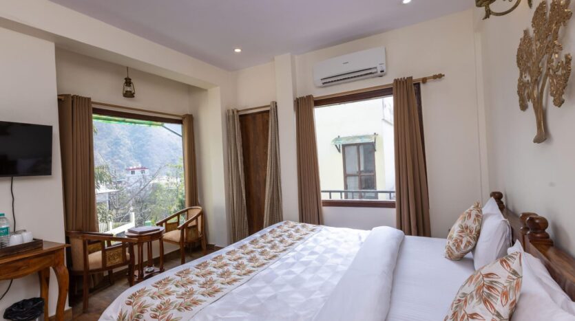 Hotel for sale tapovan Rishikesh