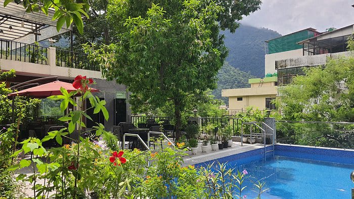 Hotel for sale tapovan Rishikesh
